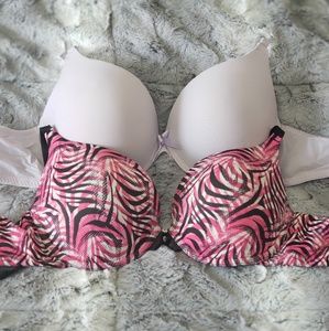 *Lot of 2* 36 B Bras